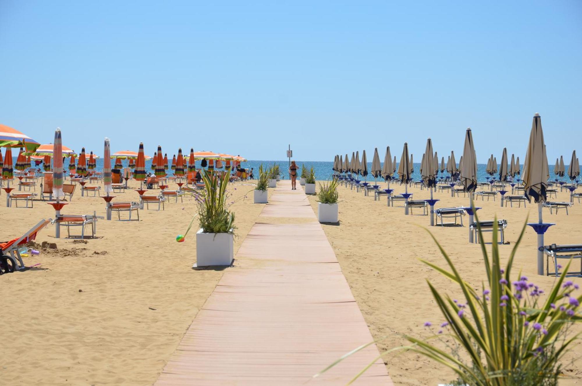 Residenza Delle Terme Apartment Bibione Exterior foto
